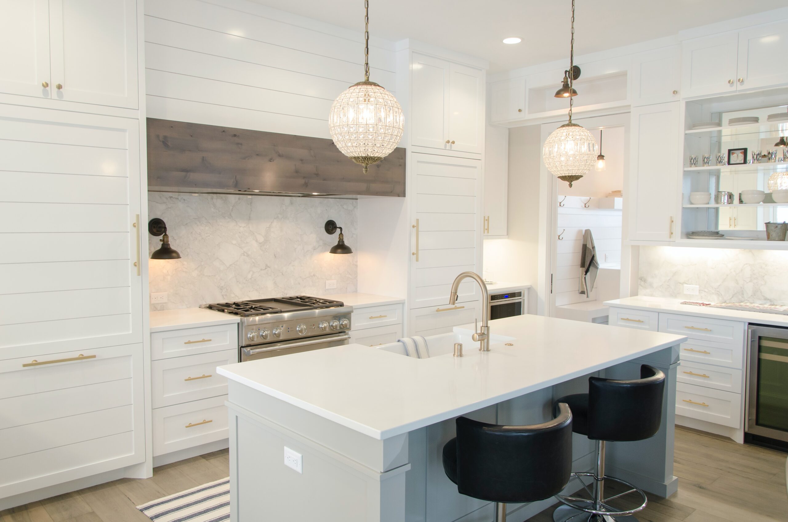 Kitchen Lighting: Buying Guide – Illuminate Your Culinary Space Like a Pro!